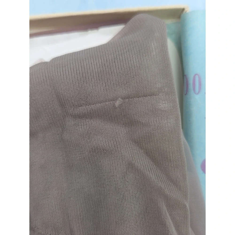 Vtg French Room Super Sheer Sandal Foot DOVE Garter Nylon Stockings Size 9 M